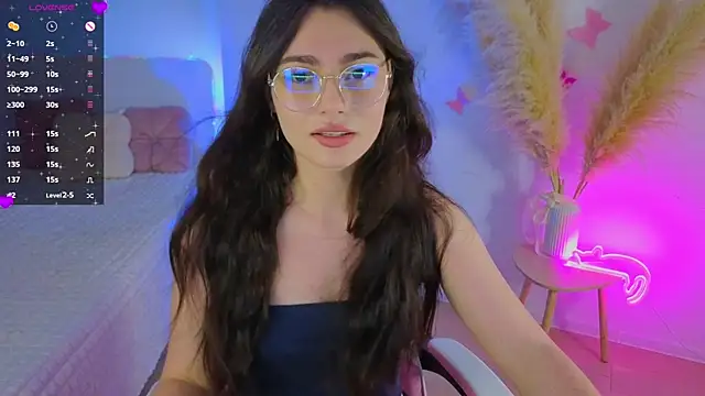 Snapshot of Andres_sssss chatting on June 26, 8:35 pm Andres sssss online show from June 26, 8:35 pm