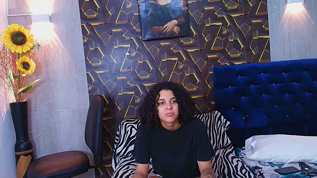 miss leidy  online show from June 27, 3:11 am