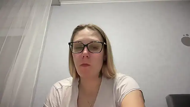 NikexPretty online show from October 1, 7:20 pm