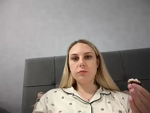 NikexPretty online show from May 28, 9:34 pm