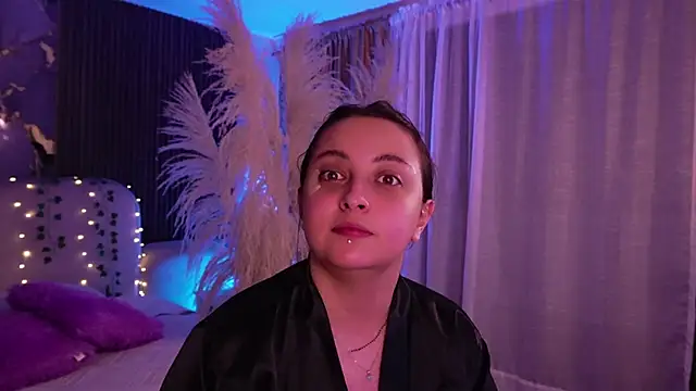 SarahCastro1  online show from April 15, 4:19 am