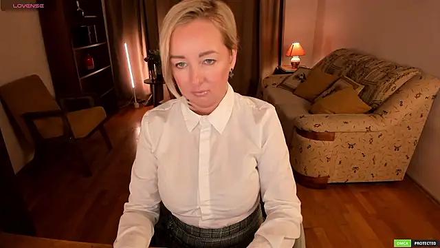 sexmom8 online show from March 14, 2:55 pm