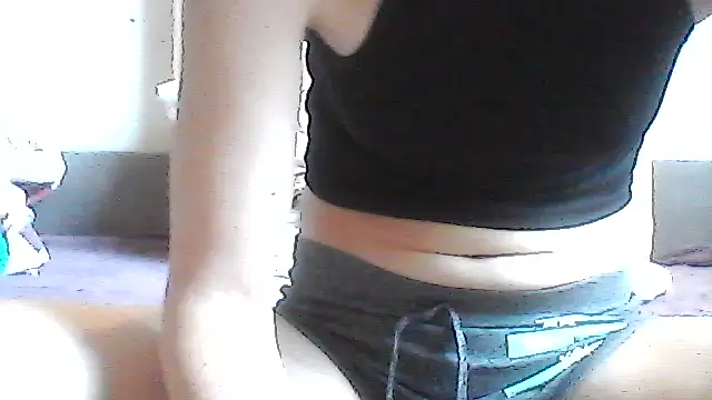 Snapshot of Milana38 chatting on July 9, 8:29 am Milana38 online show from July 9, 8:29 am
