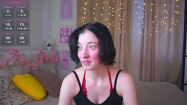 JuanaFriesz online show from March 13, 9:27 am