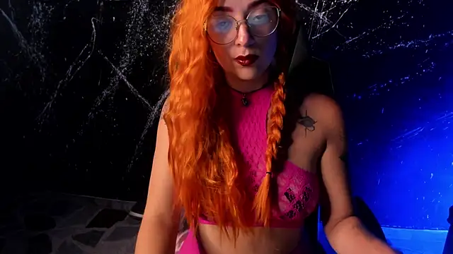 RoxanneStorm  online show from May 11, 5:13 am