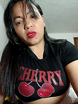 Snapshot of agatha_sluttylatina chatting on February 27, 2:11 am agatha sluttylatina online show from February 27, 2:11 am