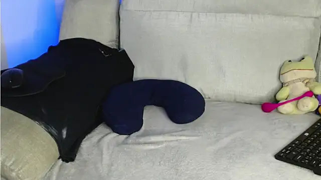 Raycatt1 online show from March 22, 10:51 am