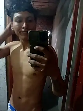 Snapshot of Bebicho14 chatting on January 31, 11:36 pm Bebicho14 online show from January 31, 11:36 pm