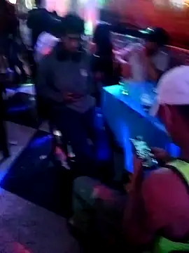 Snapshot of Bebicho14 chatting on February 14, 5:04 am Bebicho14 online show from February 14, 5:04 am