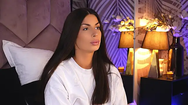 EvaRhea online show from November 10, 3:49 am