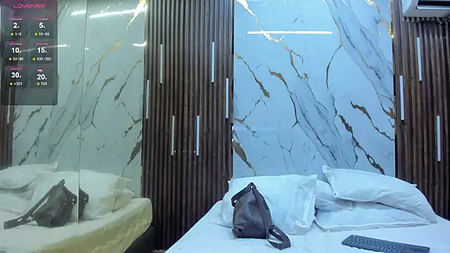 VictoriaDuart online show from April 13, 8:03 pm