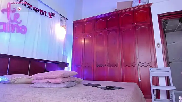 Shantal 777 online show from February 25, 2:48 pm