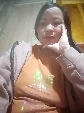 Snapshot of ningchun20 chatting on May 9, 10:26 pm ningchun20 online show from May 9, 10:26 pm