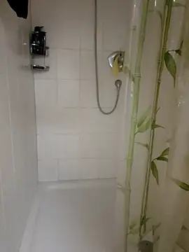 spermaspritzerr online show from February 17, 3:58 am