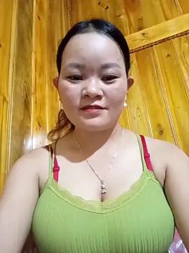 Snapshot of ctm-cute chatting on October 10, 2:32 am ctm-cute online show from October 10, 2:32 am