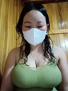 Snapshot of ctm-cute chatting on June 4, 7:58 am ctm-cute online show from June 4, 7:58 am