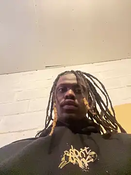 Snapshot of Wuu2now chatting on December 18, 4:29 am Wuu2now online show from December 18, 4:29 am