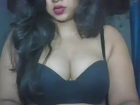 priyaverma00 online show from October 16, 4:02 am