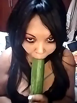 hemilynthomas2467 online show from April 8, 7:14 pm