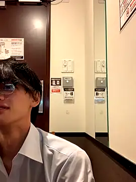 Snapshot of nowariwish chatting on October 6, 5:21 pm nowariwish online show from October 6, 5:21 pm