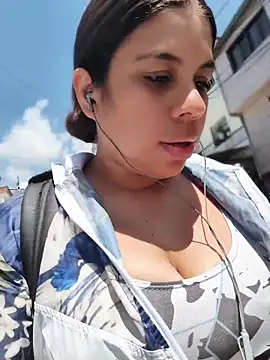 GabyMontenegro online show from April 20, 3:15 pm