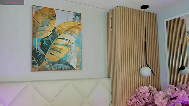 Mila Hank  online show from March 23, 12:31 pm