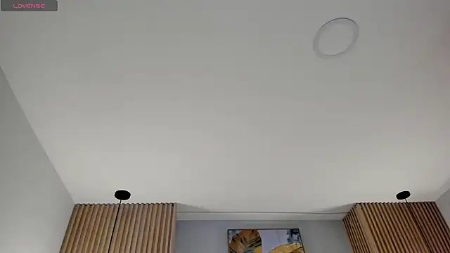 Mila Hank  online show from June 2, 1:35 pm