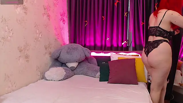 Nina Blum  online show from January 12, 7:02 am