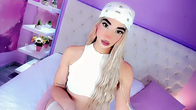 Snapshot of Nauthy_girl chatting on May 28, 2:53 am Nauthy girl online show from May 28, 2:53 am