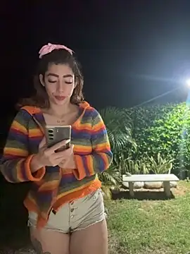 roxyrougee online show from April 19, 9:41 am