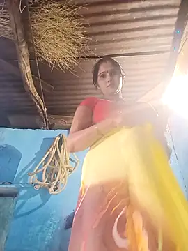 Jooli xx online show from March 7, 11:40 am