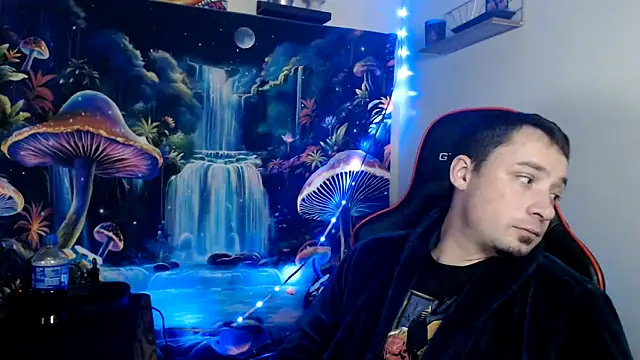 Snapshot of YoBlezz chatting on December 15, 7:51 pm YoBlezz online show from December 15, 7:51 pm