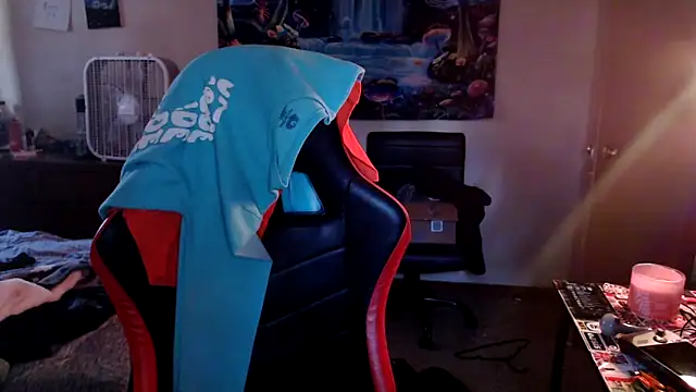 Snapshot of YoBlezz chatting on April 9, 7:52 pm YoBlezz online show from April 9, 7:52 pm