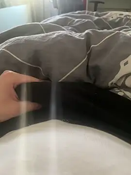 ekfjejwir online show from March 11, 10:32 am