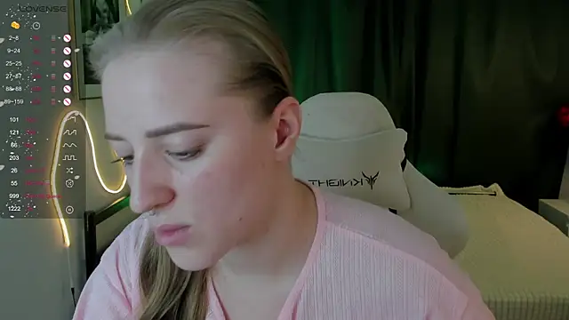 Alice Cire online show from December 20, 2:24 pm