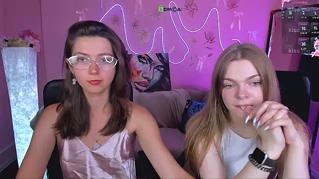 kitniss dreamy online show from July 18, 7:17 pm