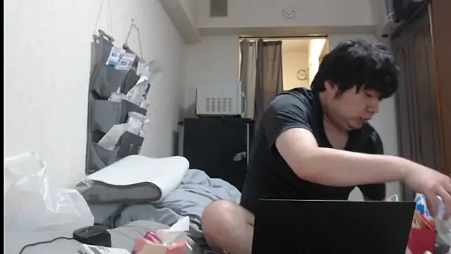 raterate555 online show from June 3, 1:08 am