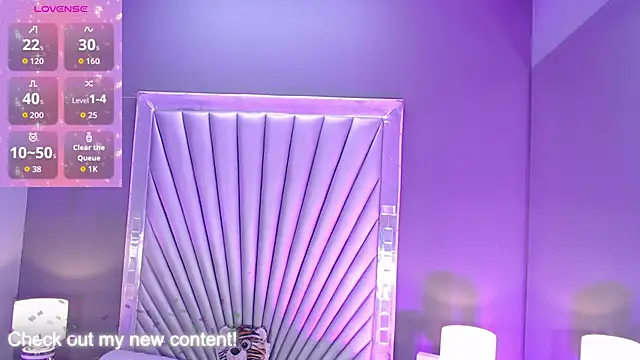 HatsaJones online show from March 22, 3:32 am