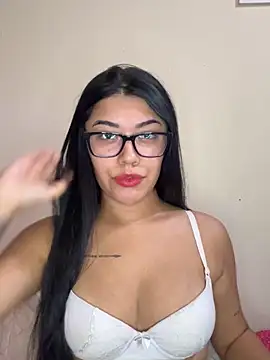 Snapshot of Alexa69xx chatting on May 4, 9:55 pm Alexa69xx online show from May 4, 9:55 pm