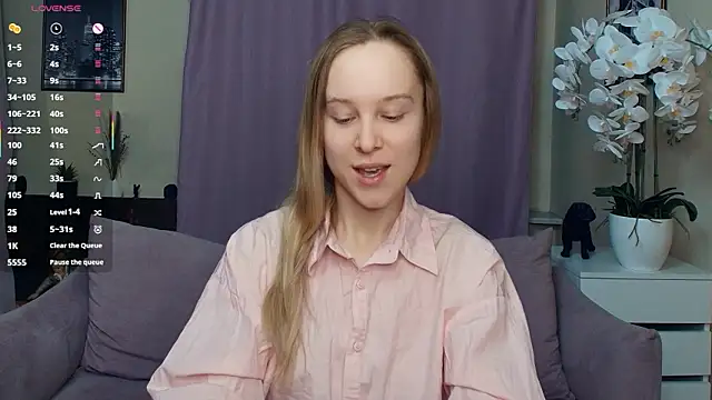 SoonMoor online show from March 11, 7:42 pm