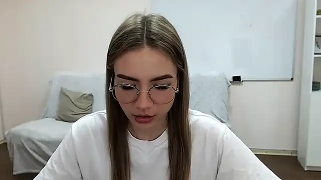 Snapshot of aSingleOne chatting on October 22, 7:57 pm aSingleOne online show from October 22, 7:57 pm