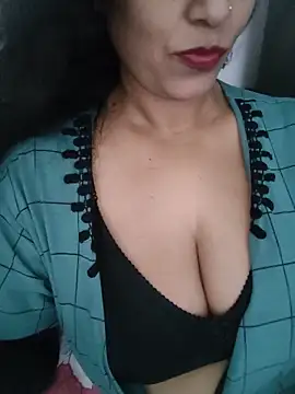 Snapshot of Deepa_Sharma143 chatting on June 20, 2:03 am Deepa Sharma143 online show from June 20, 2:03 am