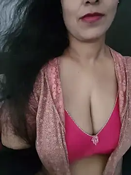 Snapshot of Deepa_Sharma143 chatting on July 12, 9:22 am Deepa Sharma143 online show from July 12, 9:22 am