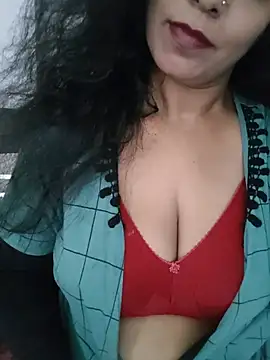 Snapshot of Deepa_Sharma143 chatting on July 18, 1:43 am Deepa Sharma143 online show from July 18, 1:43 am