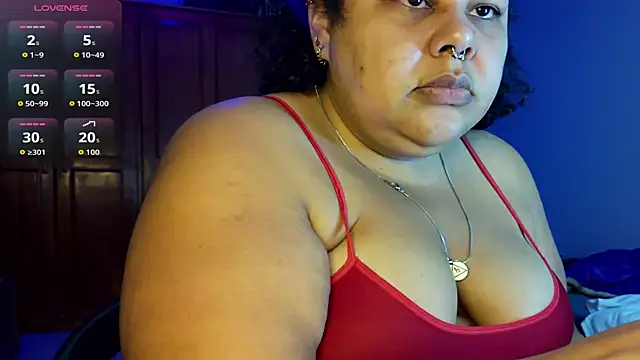 xlatinastar online show from May 26, 12:12 pm