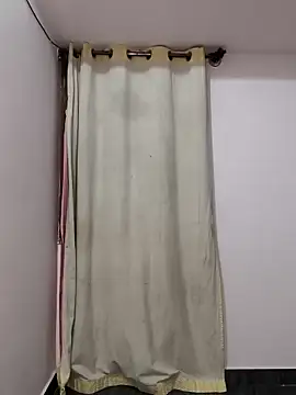 Snapshot of Family02 chatting on February 19, 5:20 pm Family02 online show from February 19, 5:20 pm