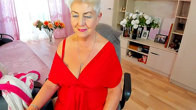 HotandMature online show from February 18, 12:23 pm