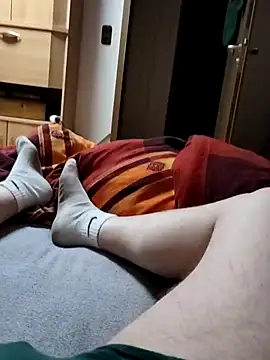 Snapshot of boxerundsocken91 chatting on February 23, 8:50 pm boxerundsocken91 online show from February 23, 8:50 pm