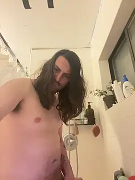 Snapshot of crashnasty chatting on May 21, 4:52 am crashnasty online show from May 21, 4:52 am