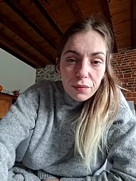 Snapshot of SexyAlya chatting on December 2, 9:58 am SexyAlya online show from December 2, 9:58 am